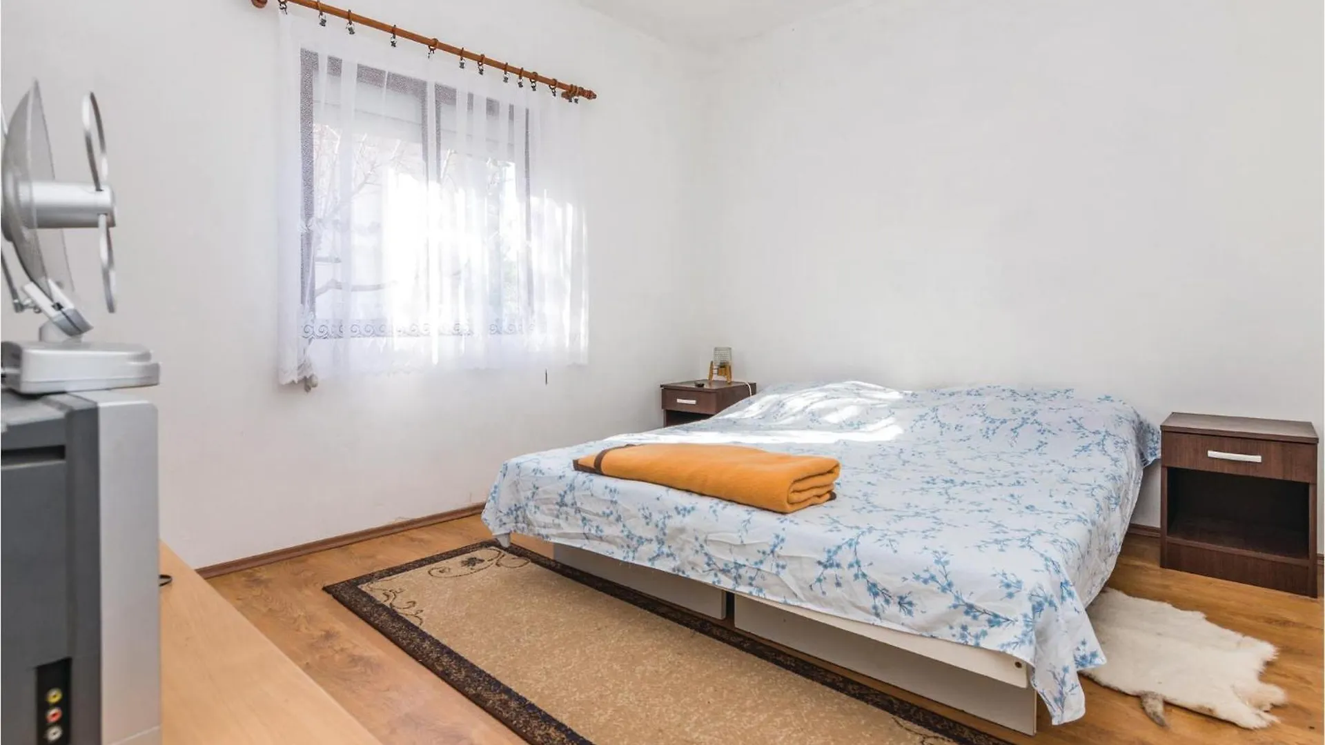 3 Bedroom Nice Home In Sikovo Holiday home